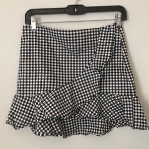 Gingham mini skirt